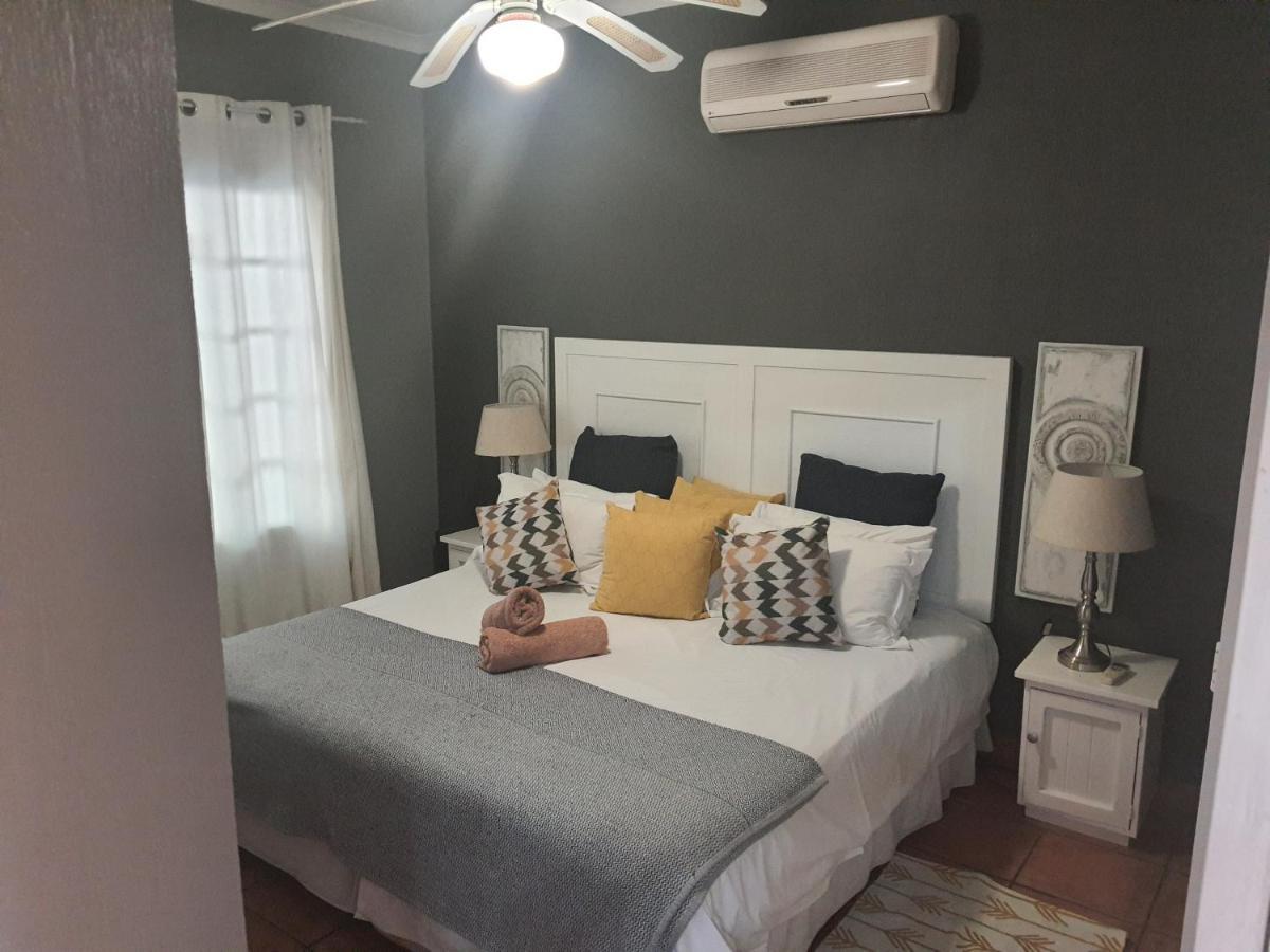 Chez Vincent Hotel Mbombela Eksteriør billede