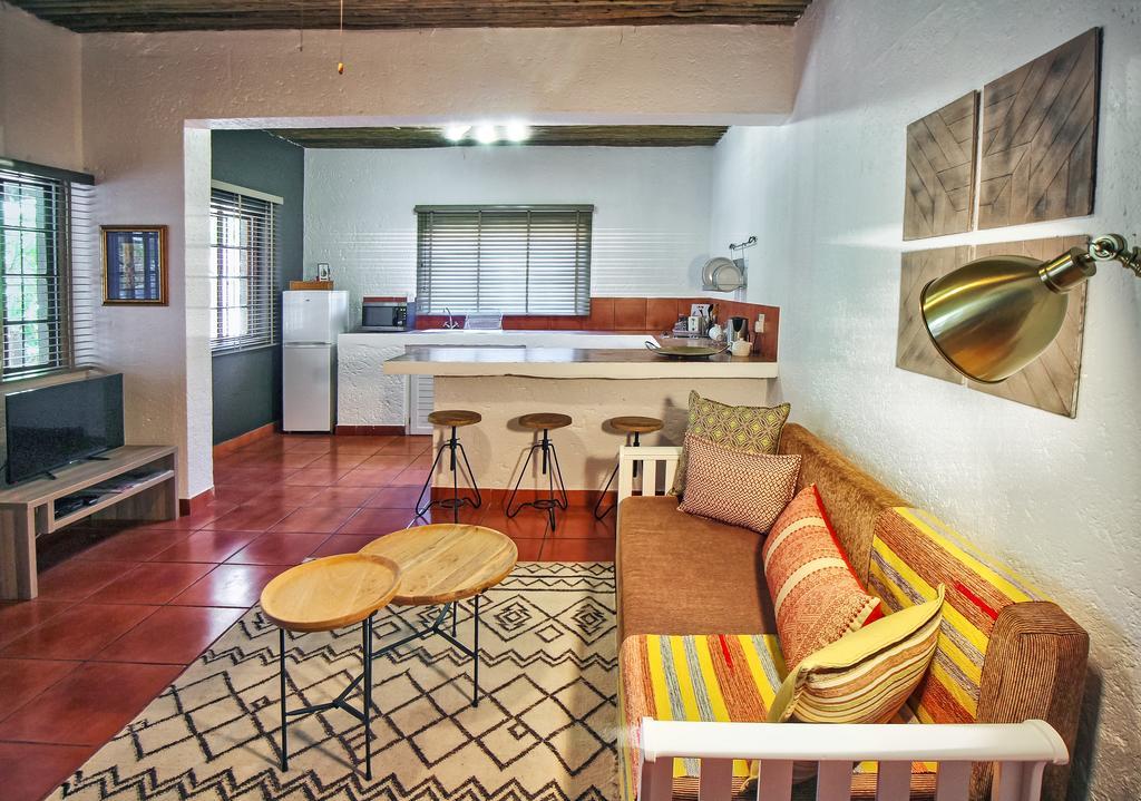 Chez Vincent Hotel Mbombela Eksteriør billede